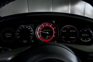 Porsche 911 Turbo S 2020 года  (UK)